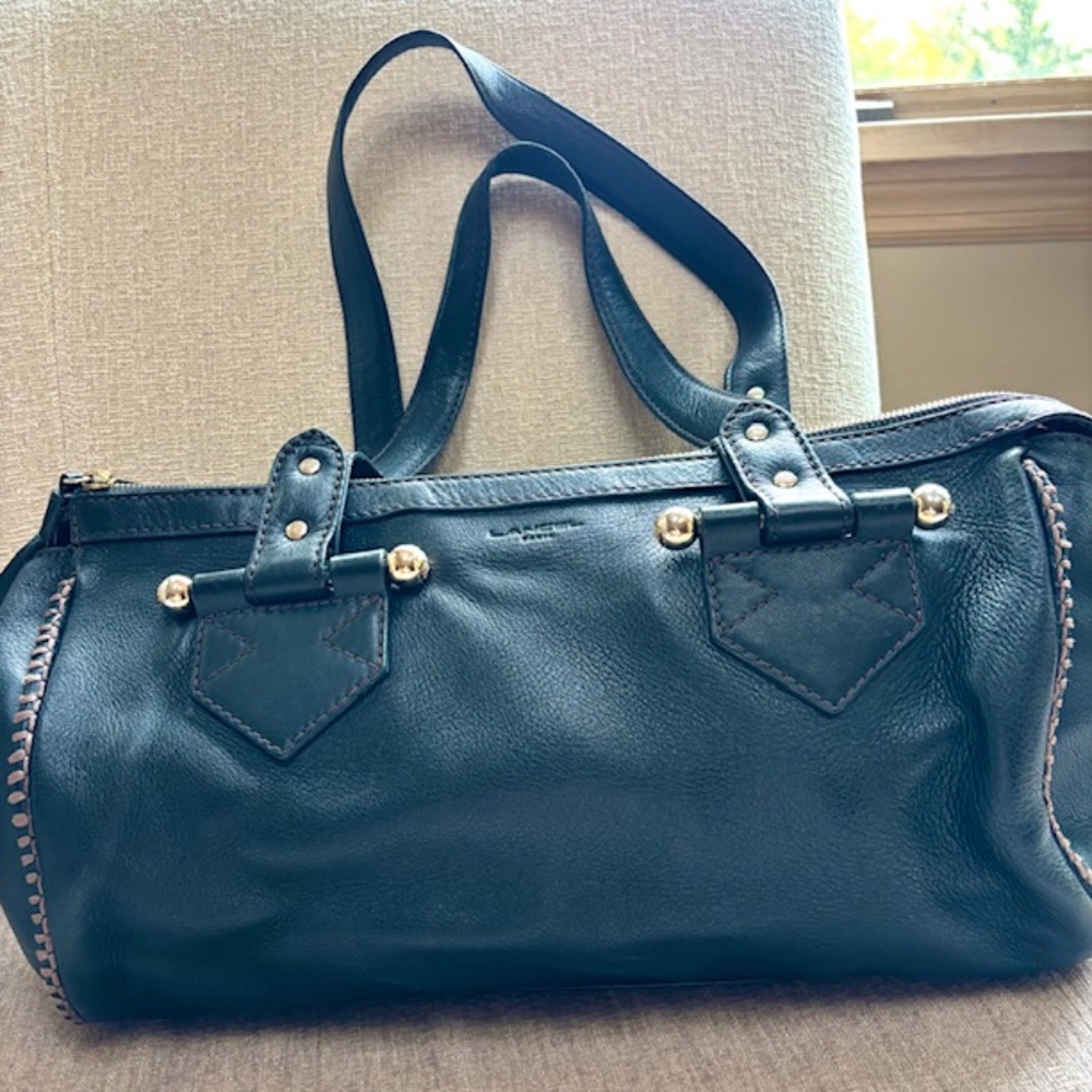 Iconic and timeless Lancel Paris genuine soft black leather bag